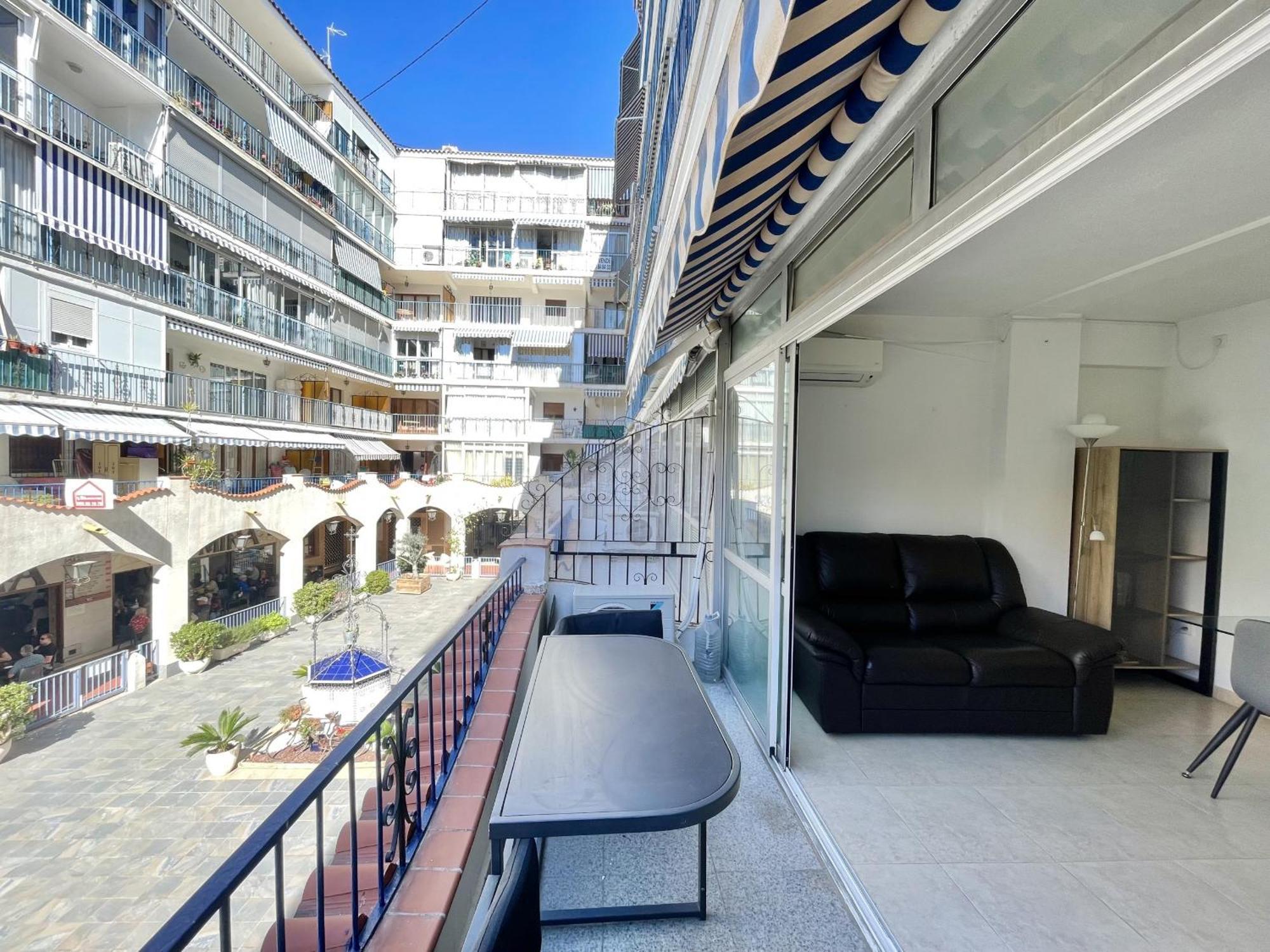Apartment In Benidorm City Center Екстериор снимка