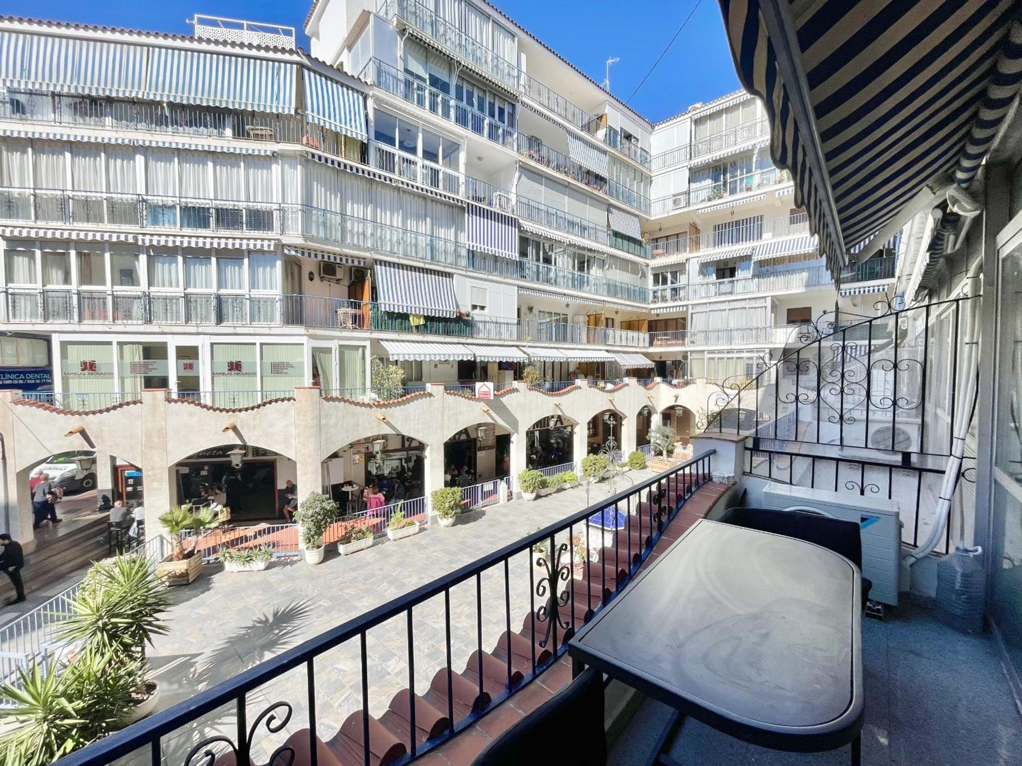 Apartment In Benidorm City Center Екстериор снимка